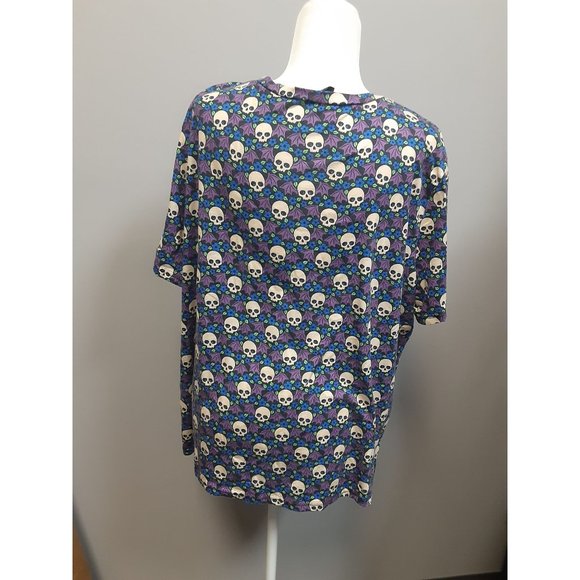 Shein Curvy Short Sleeve Shirt Skull Bat Wings design Size 2X - Picture 3 of 7